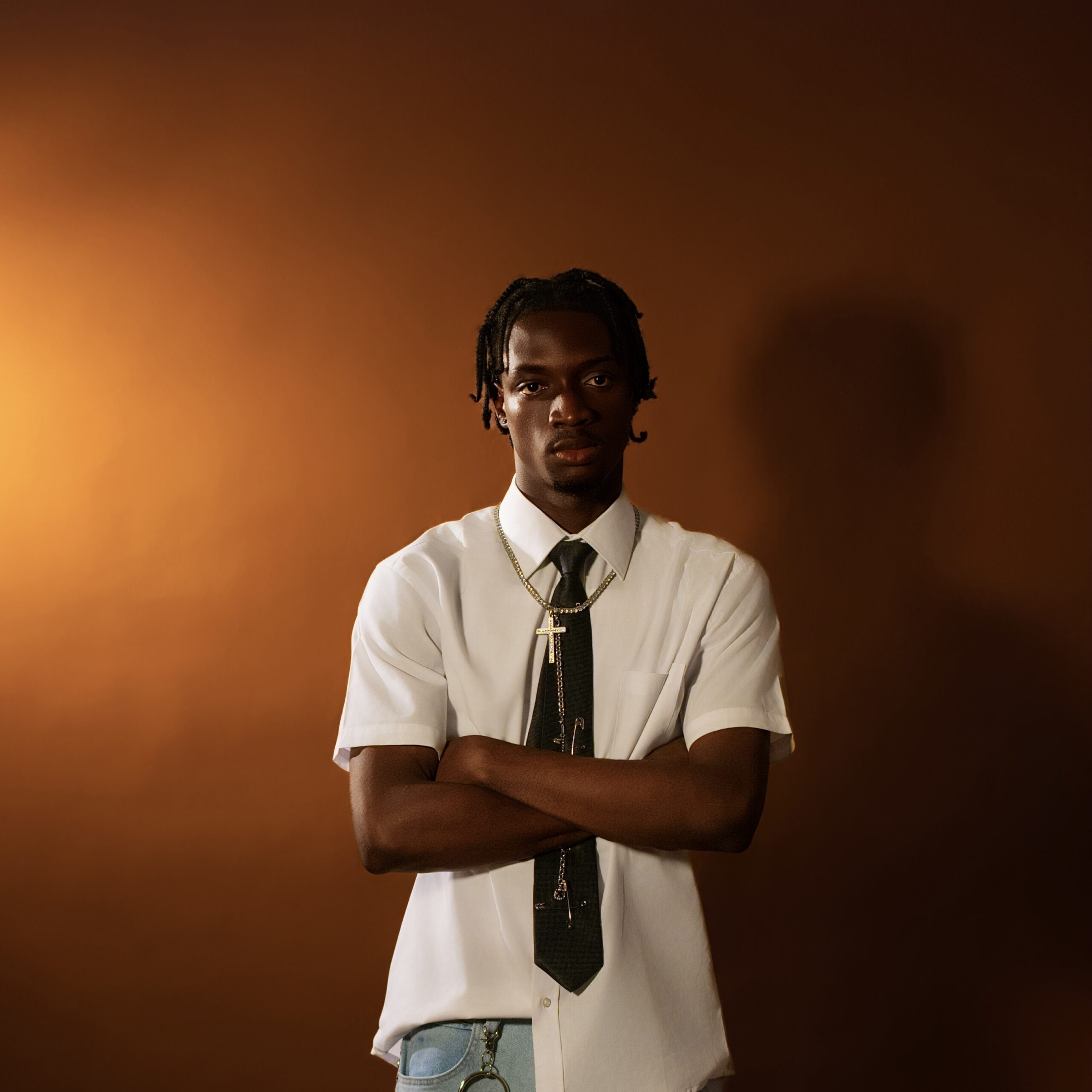 RAVER BXN HAS RELEASED ONE OF THE BIGGEST BANGERS OF 2026 TITLED “HMM”